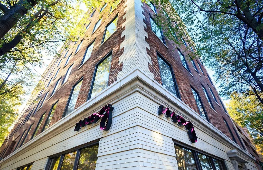 Moxy Richmond Downtown-1