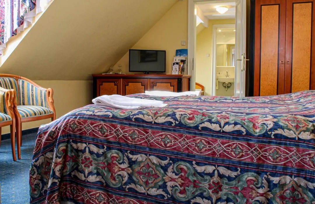 Offi Haz Hotel-1