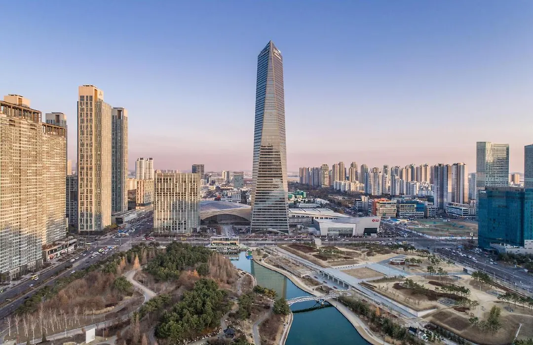 Oakwood Premier Incheon-1