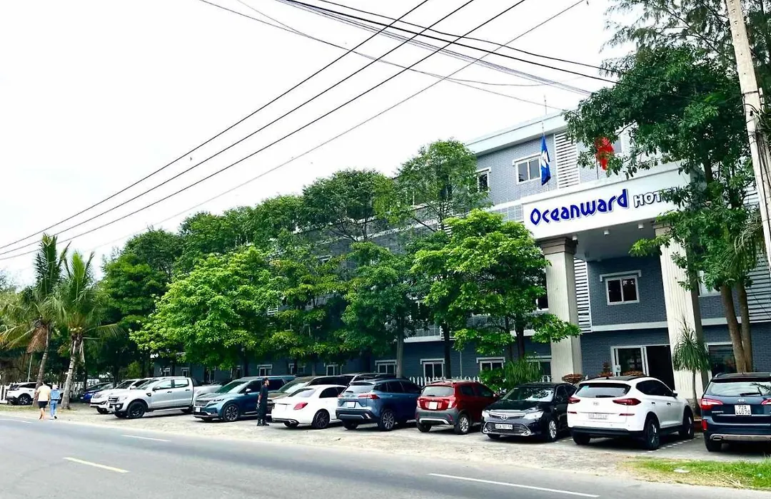 Oceanward Hotel & Resort-1