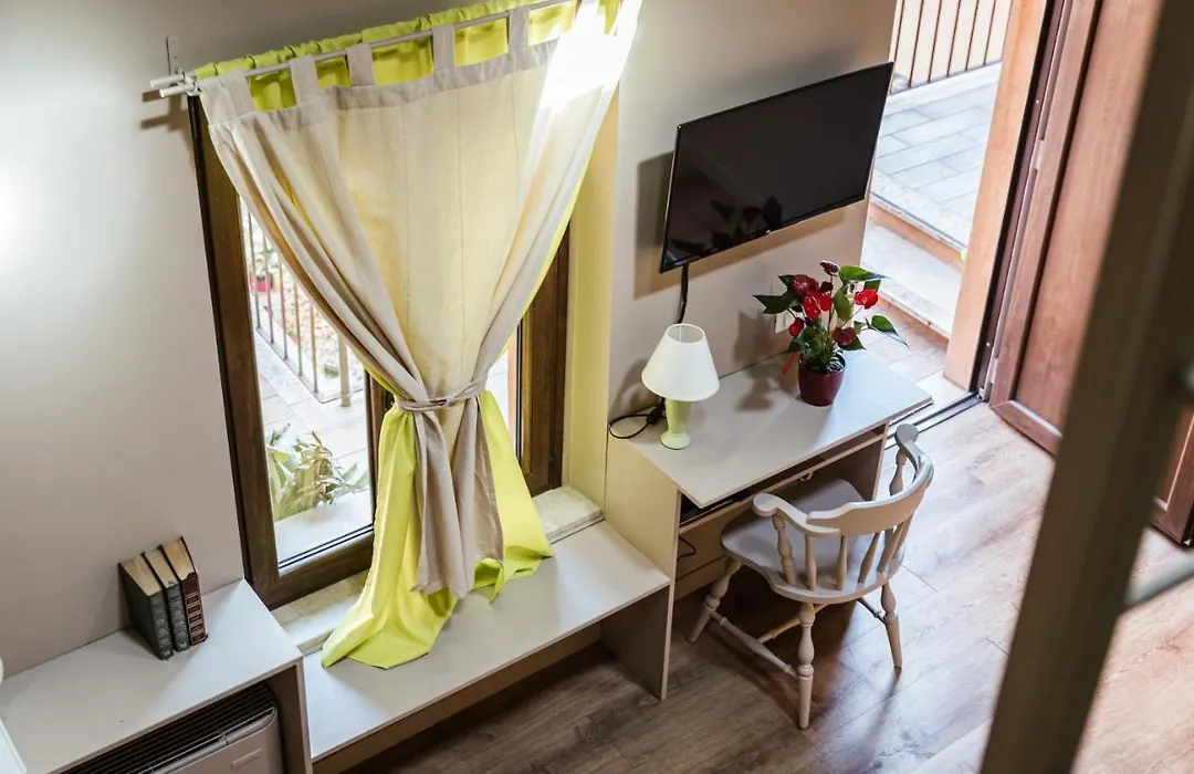 Antico Borgo B&B Con Spa - Adults Only-1