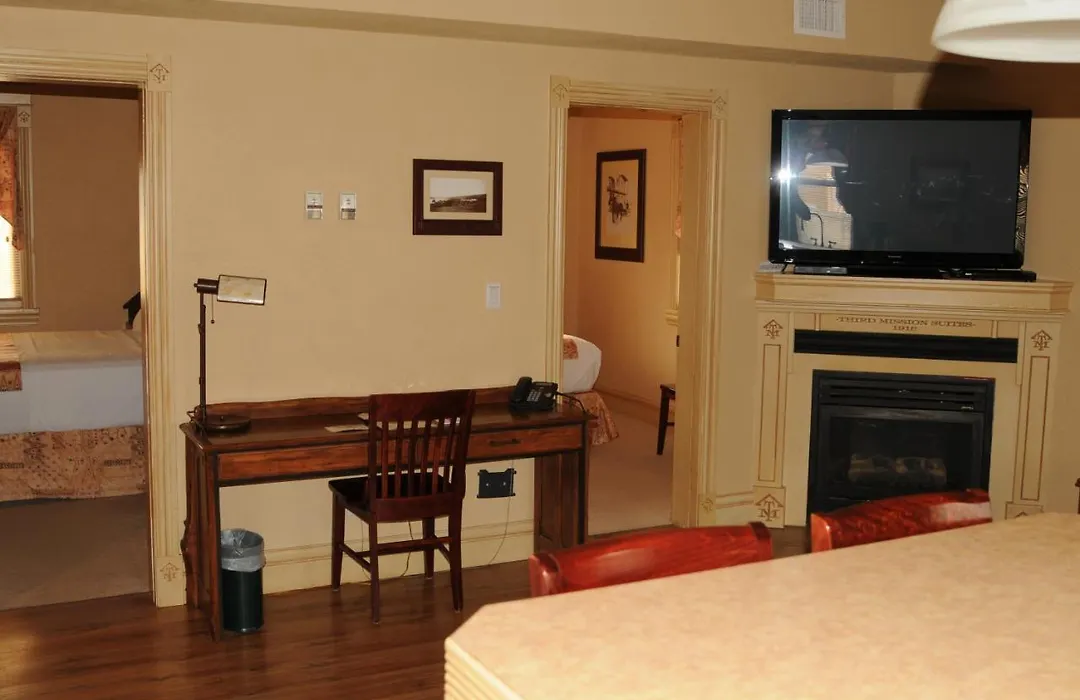Third Mission Heritage Suites-1