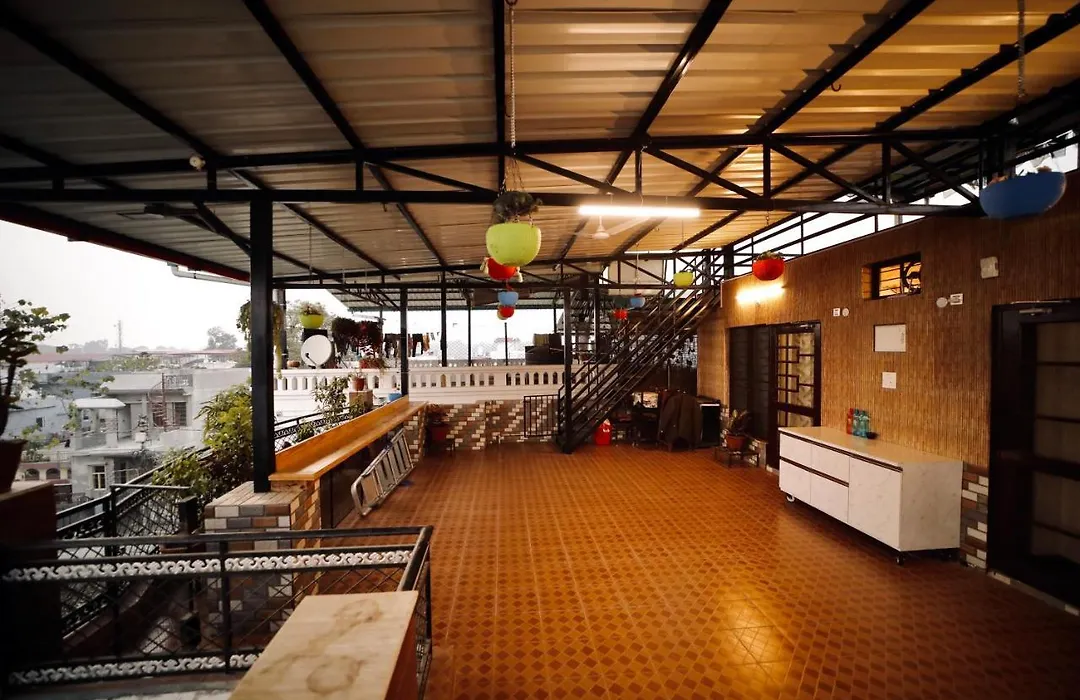 The Location, A Penthouse-1