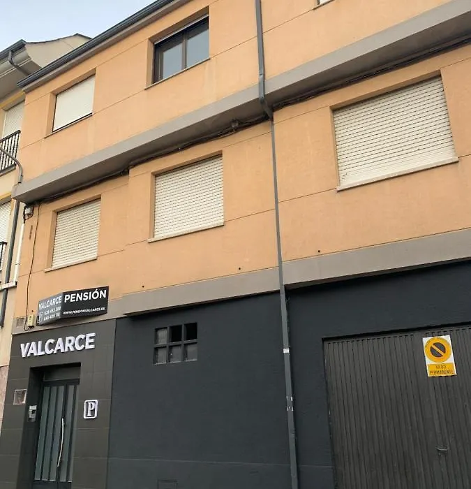 Pension Valcarce-1