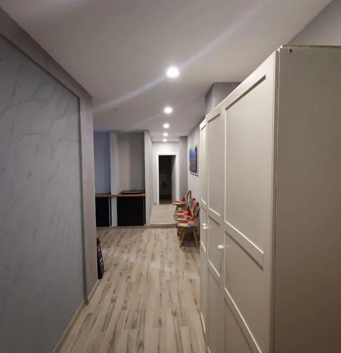 Style House 74-1