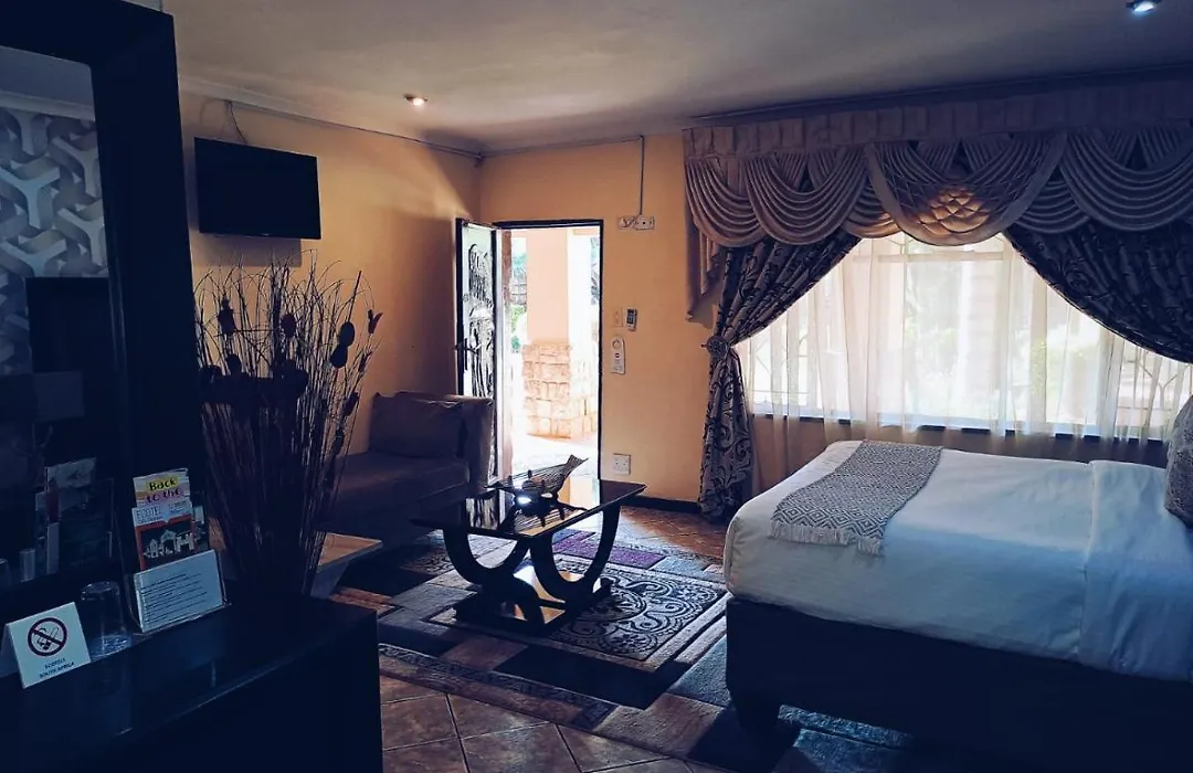 Ecotel Premier Lodge & Conference Centre-1