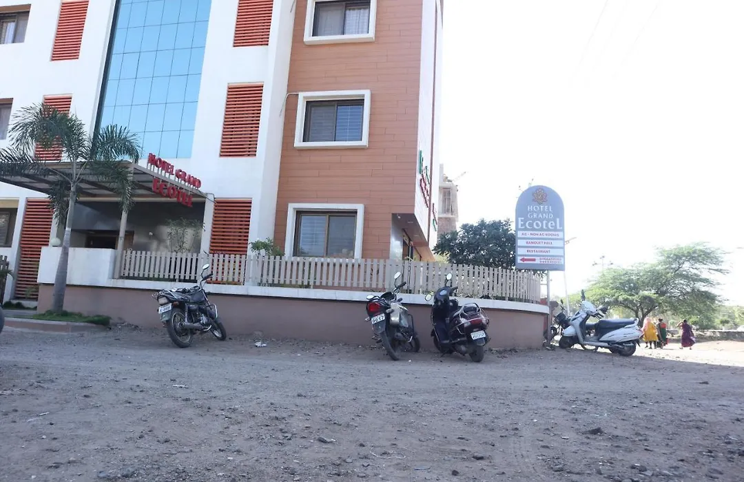 Hotel Grand Ecotel, Aurangabad-1