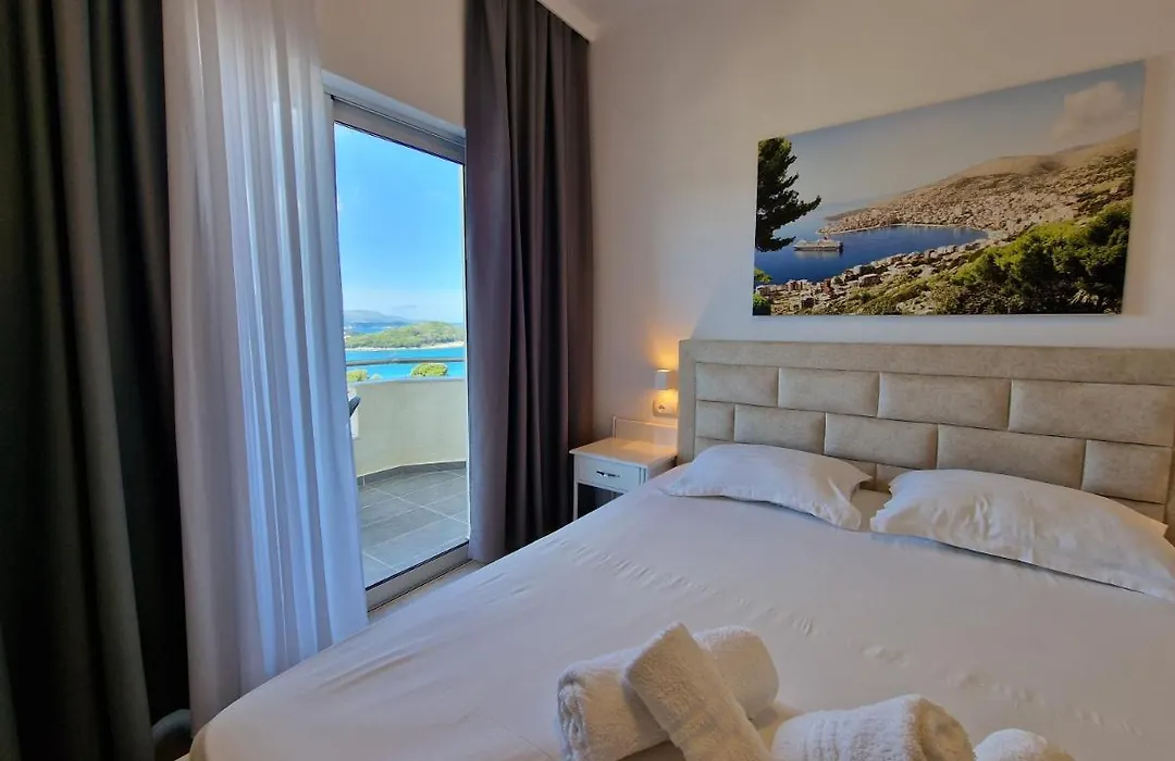 Hotel Queen Margaret Seaside-1