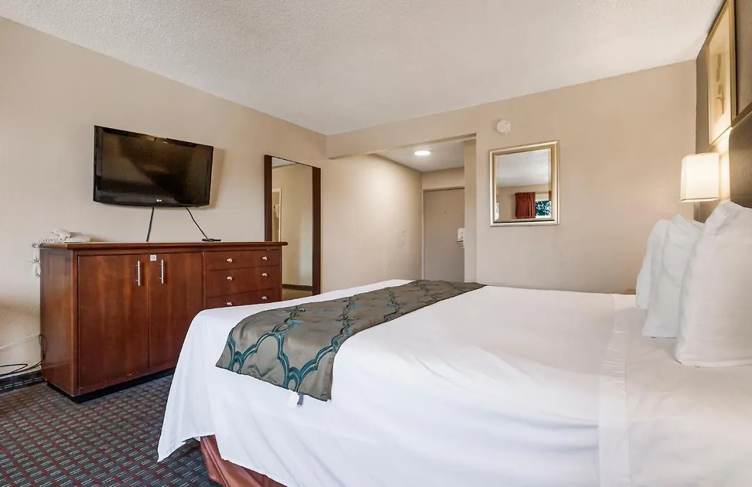 Heritage Inn Express Hayward-1