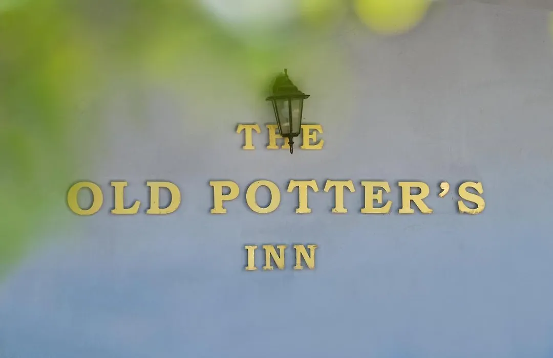 Old Potters Inn-1