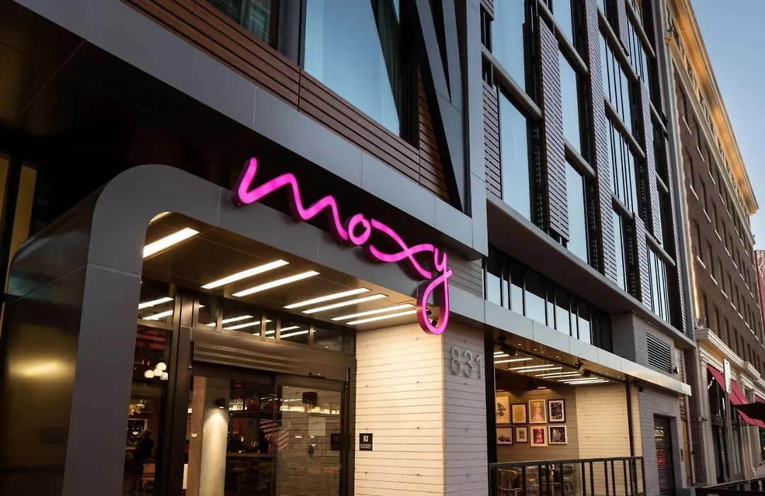 Moxy San Diego Gaslamp Quarter-1