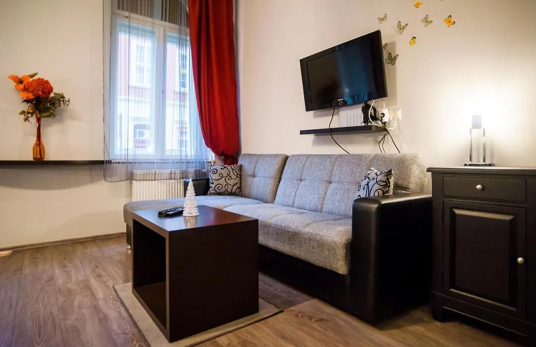 Budapest Rooms Bed&Breakfast-1