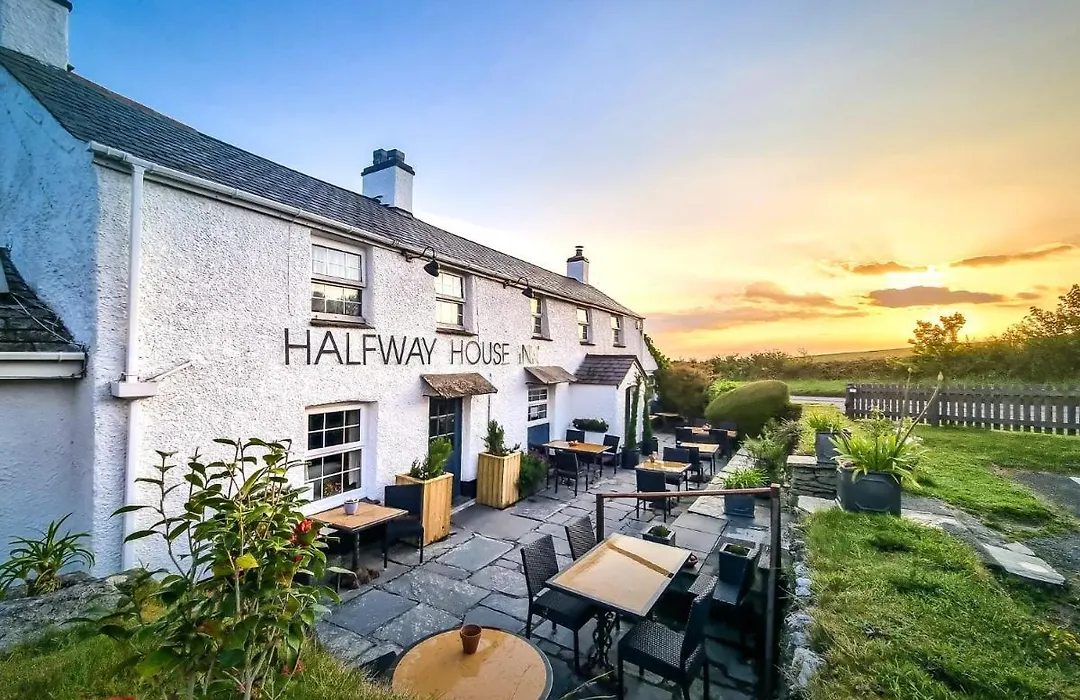 Halfway House Inn-1