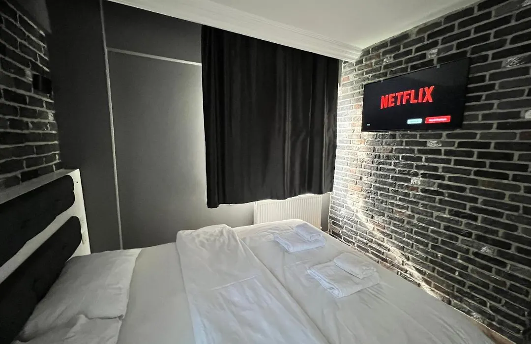 Karaca Suite-1