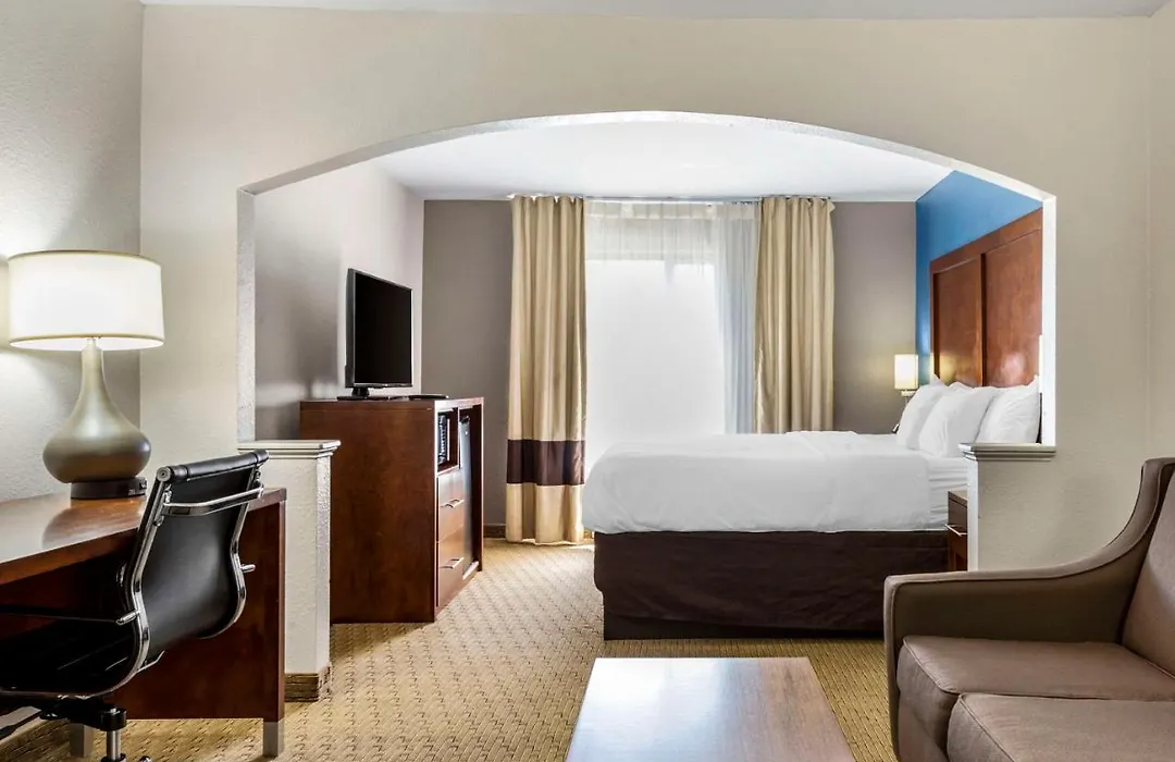 Comfort Inn Garner Clayton I-40-1