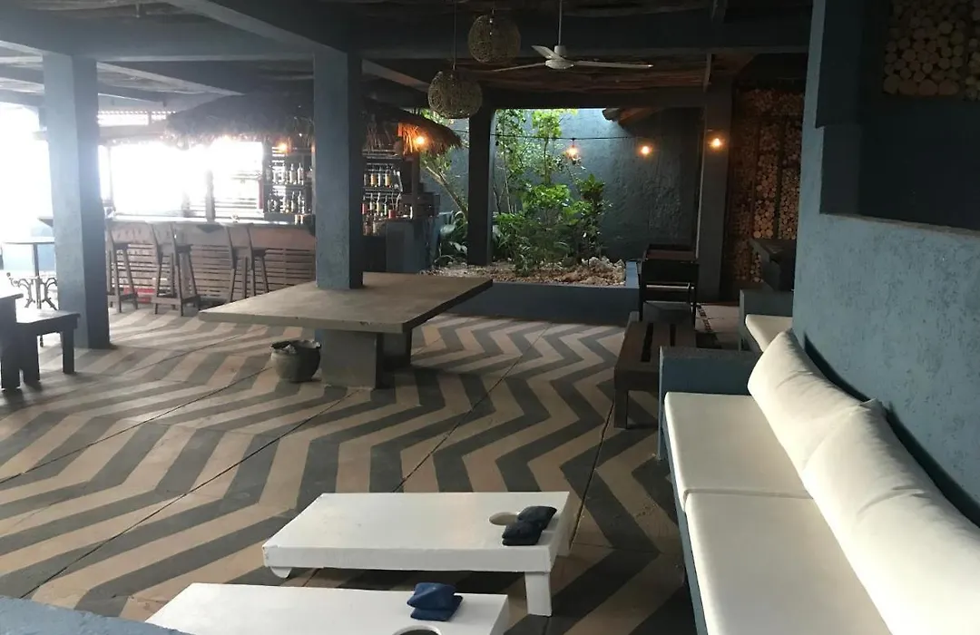 Moxons Beach Club-1