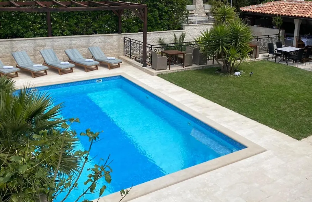 Villa Mediterranea-1