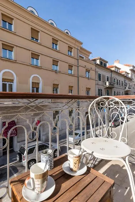 Spalatina Boutique Studio-1