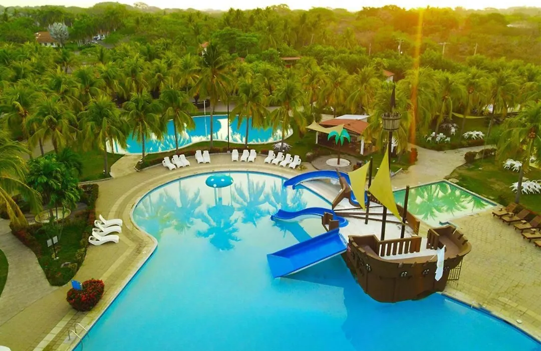 Las Veraneras Villas & Resort-1