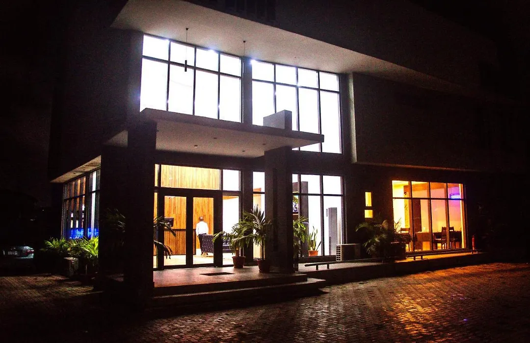 Hotel Capitol-1
