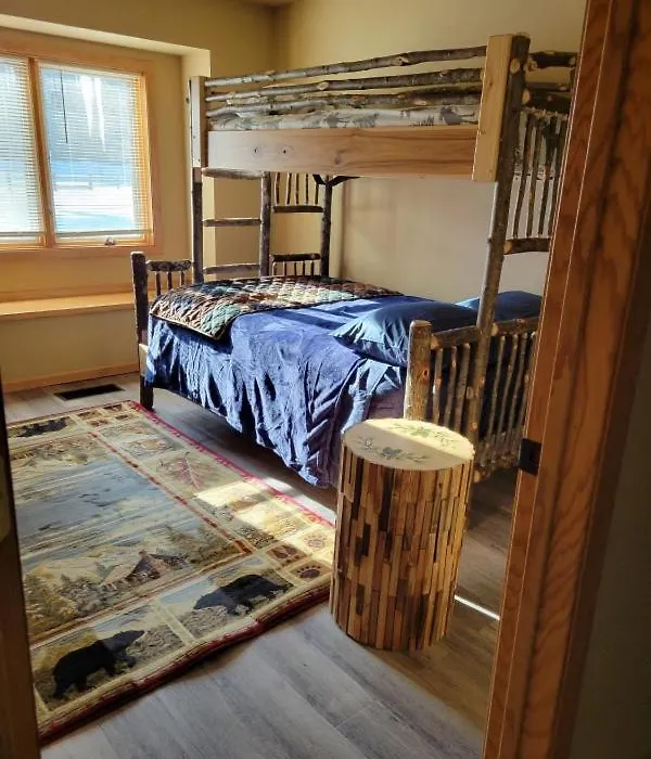 Whitetail Lodge-1