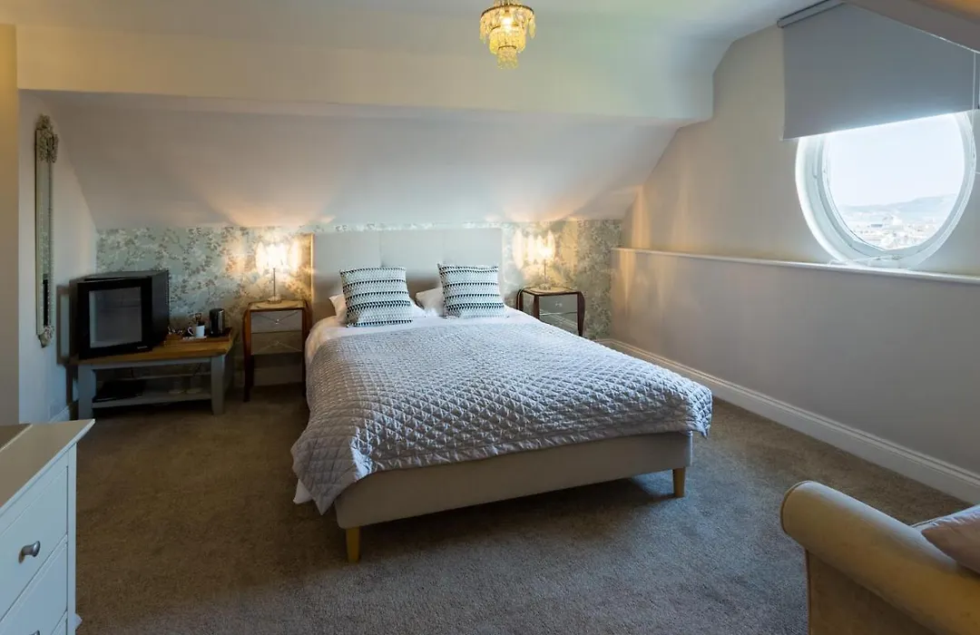 Sefton Court-1