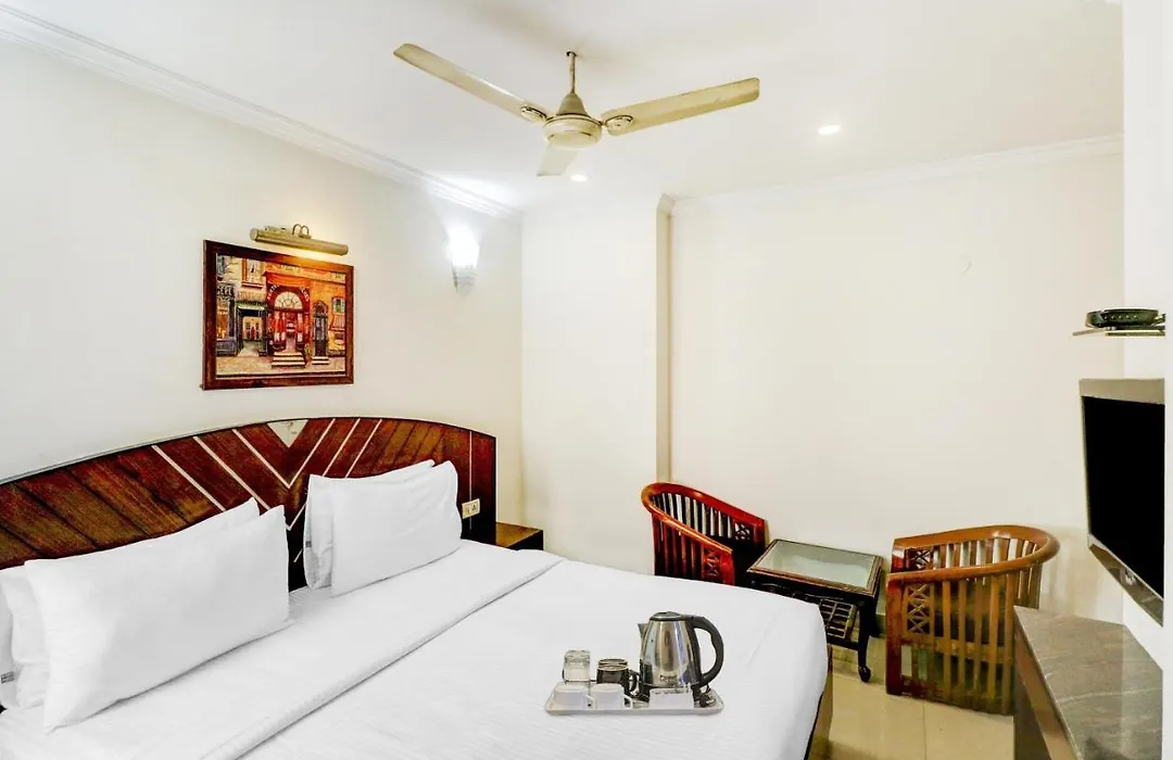 Townhouse 517 La Sapphire Near Delhi Airport-1