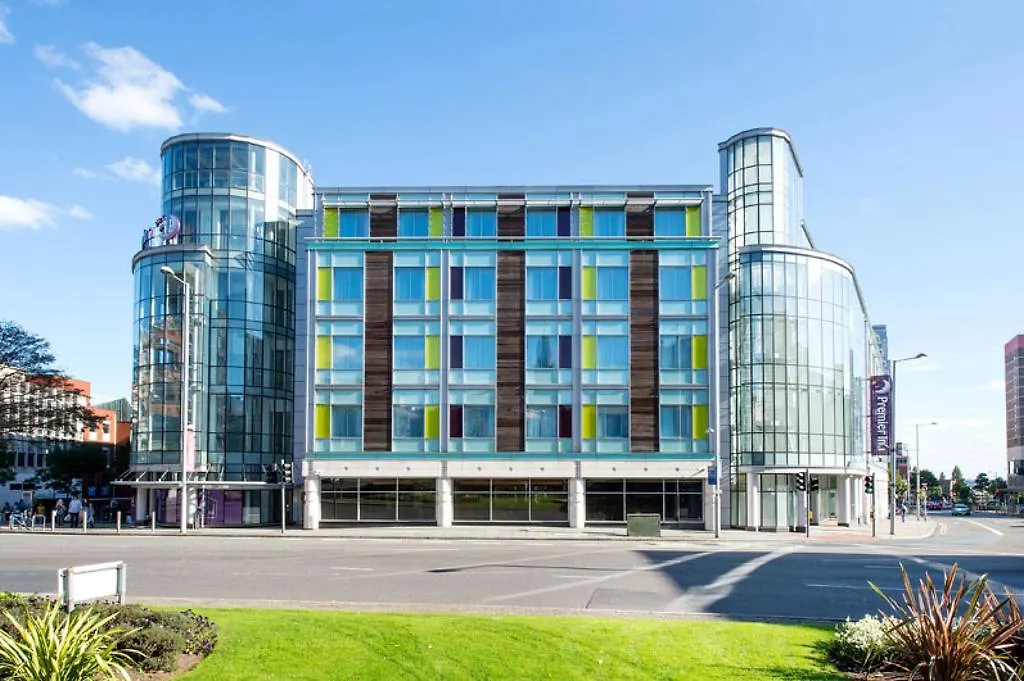 Premier Inn Nottingham City-1