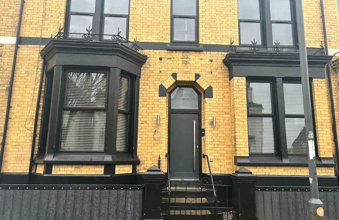 128 Anfield Road-1