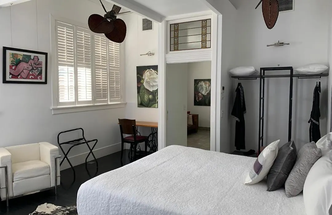 Circa 1936 Art Hotel-1