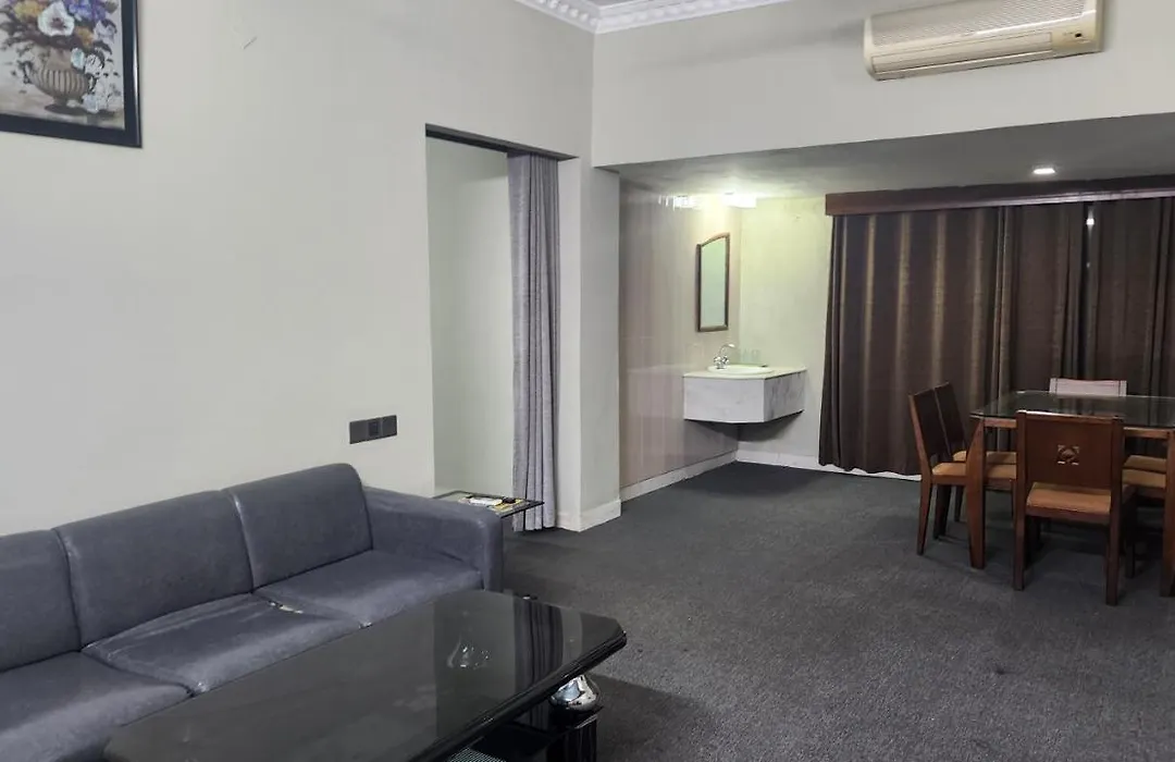 Hotel Media-1