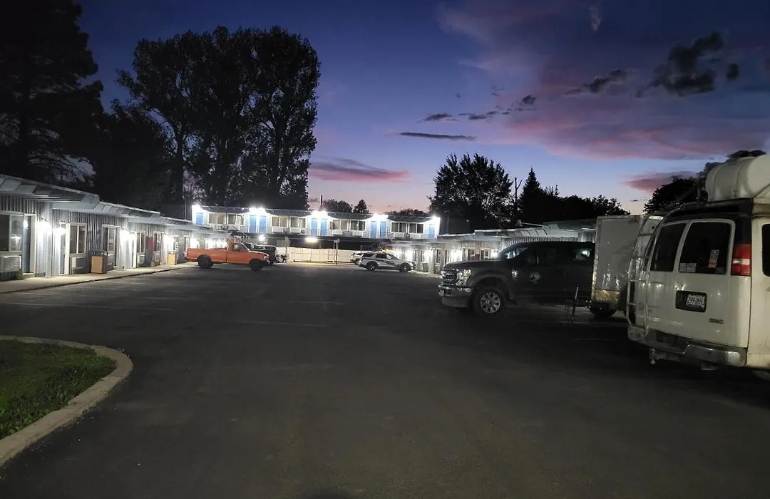 Lakeview Lodge Motel-1