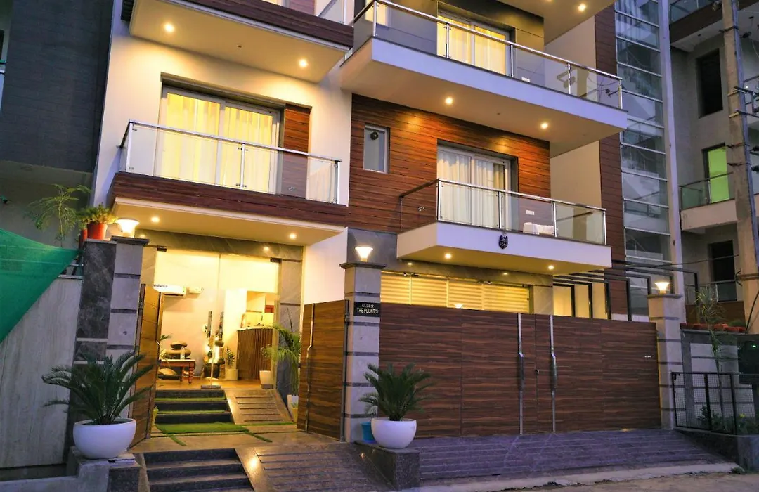 Lime Tree Hotel Pulkit Gurgaon-Artemis Hospital, Nearest Metro Huda City Centre-1