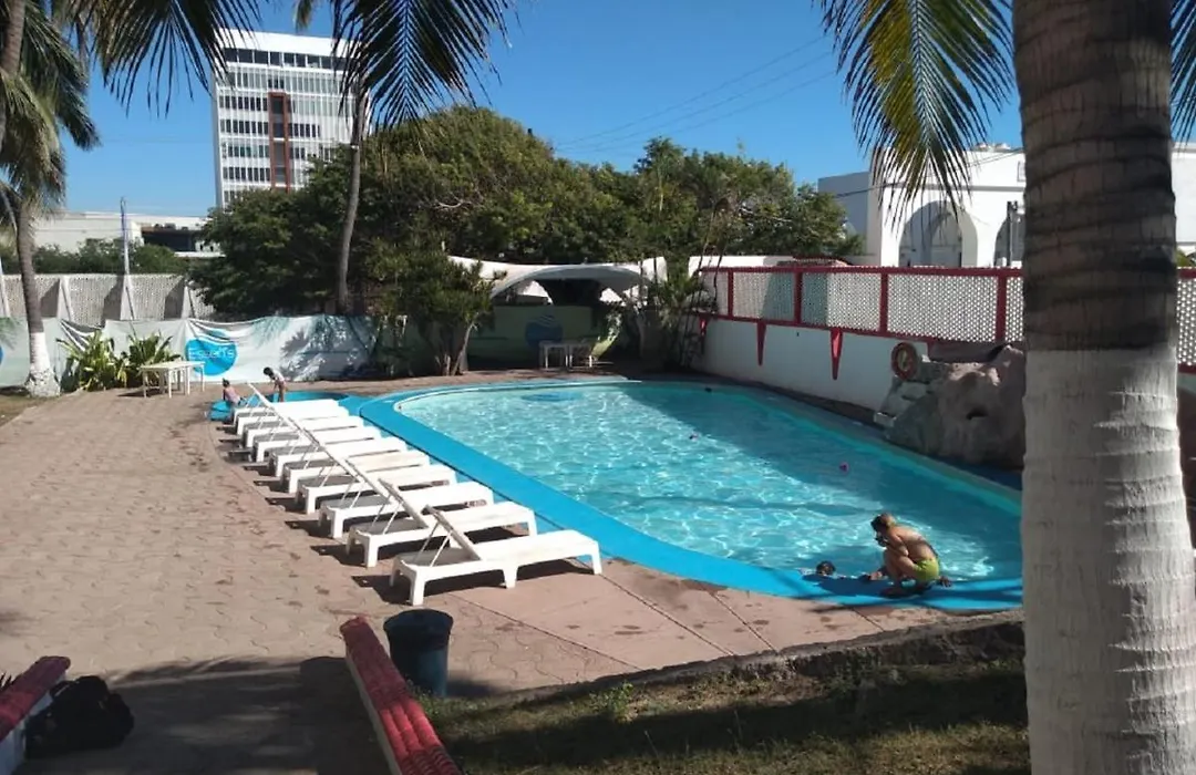 Hotel Essen'S-1