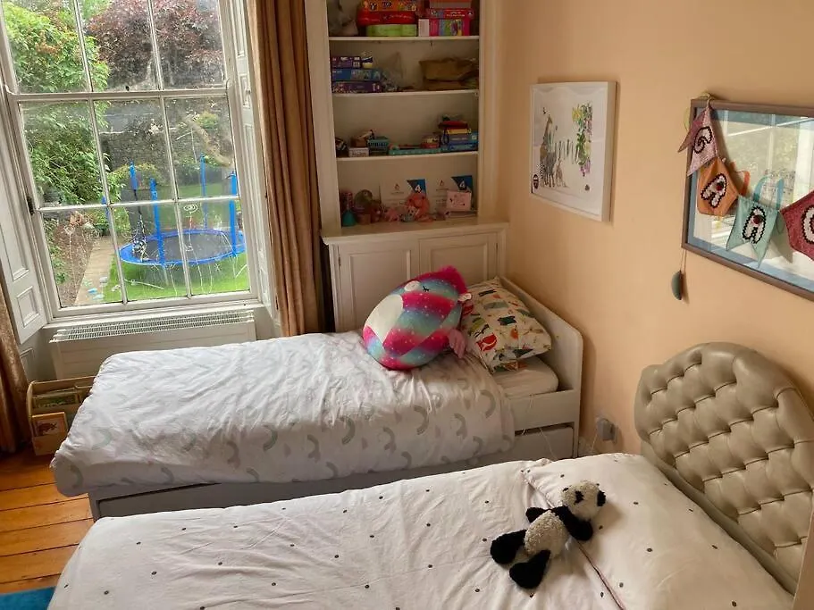 Family Home In The Heart Of Dublin-1