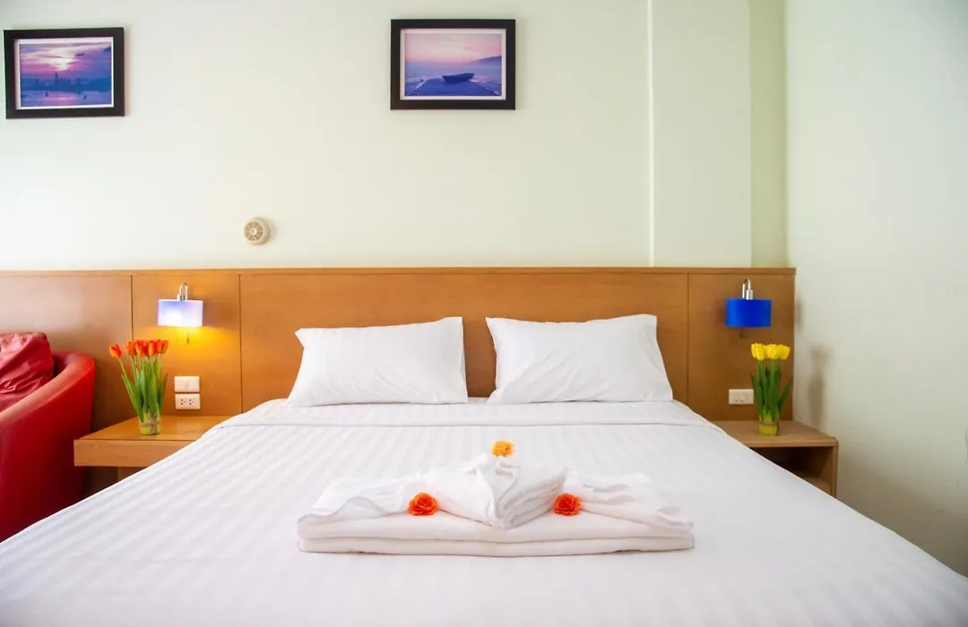 Patong Eyes-1