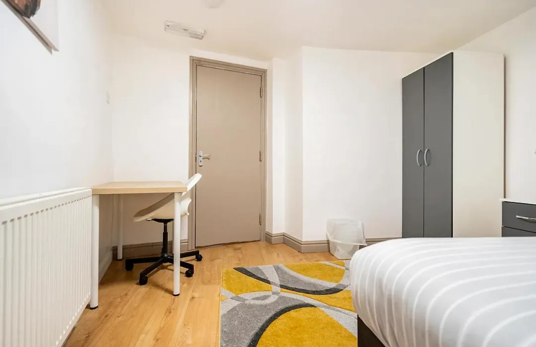Birmingham City Centre Apartment Room Near China Town-1