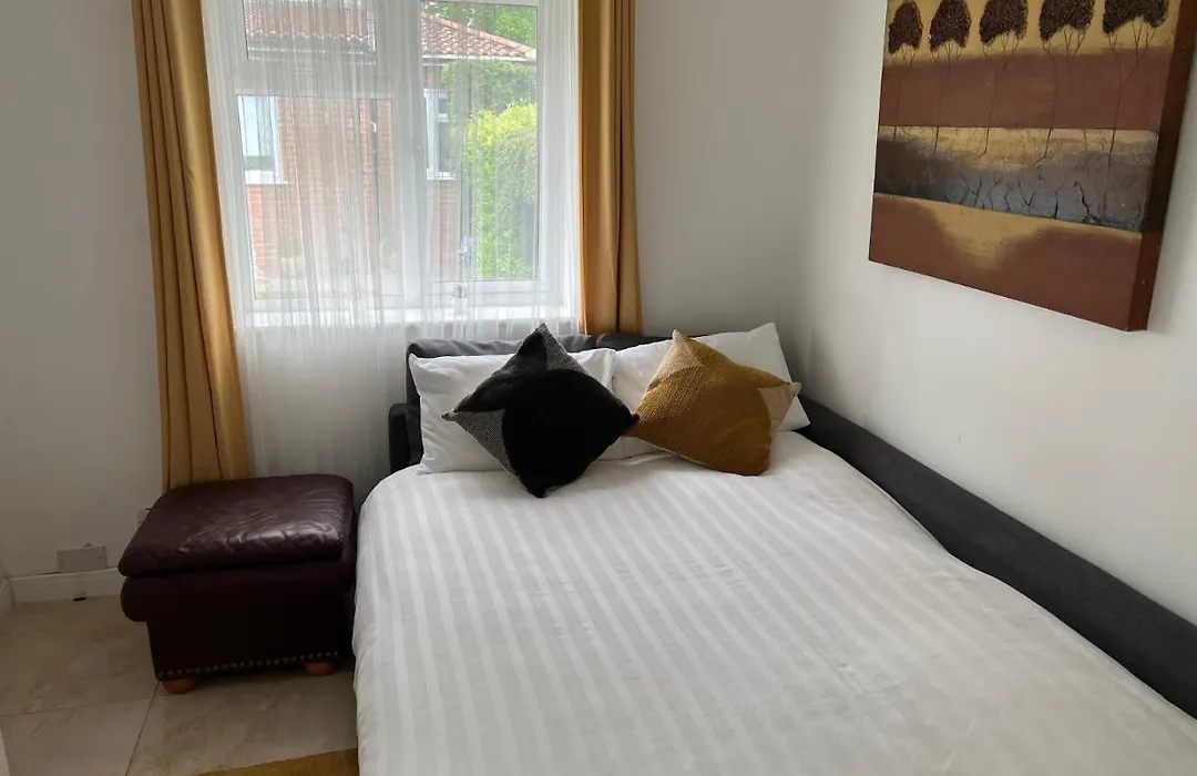 Dannifar Guest House-1