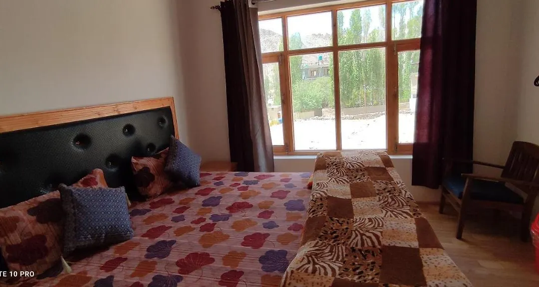 Noor Guest House-1