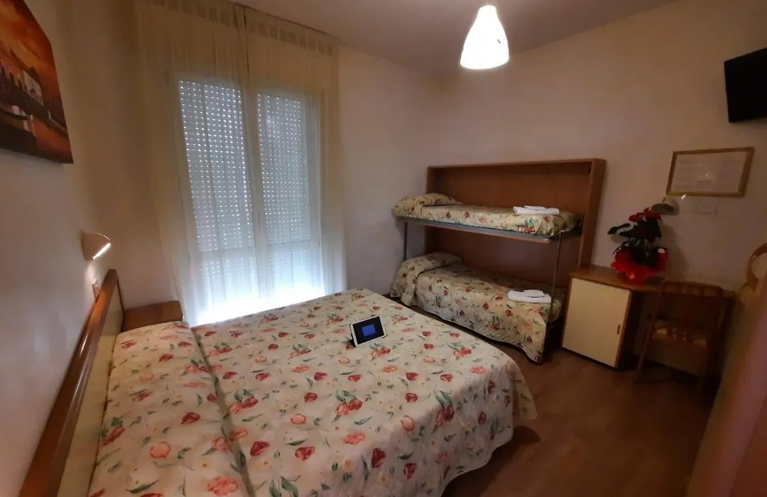 Hotel Losanna Cervia-1