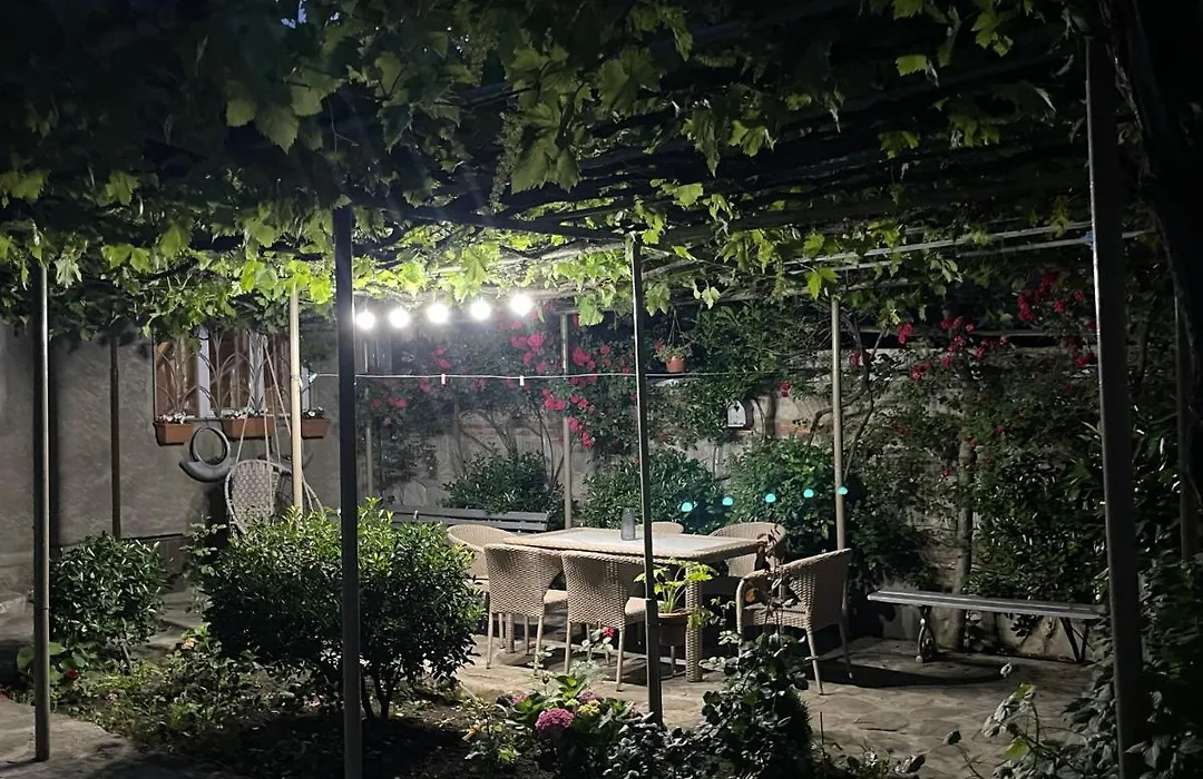Mari Guest House-1
