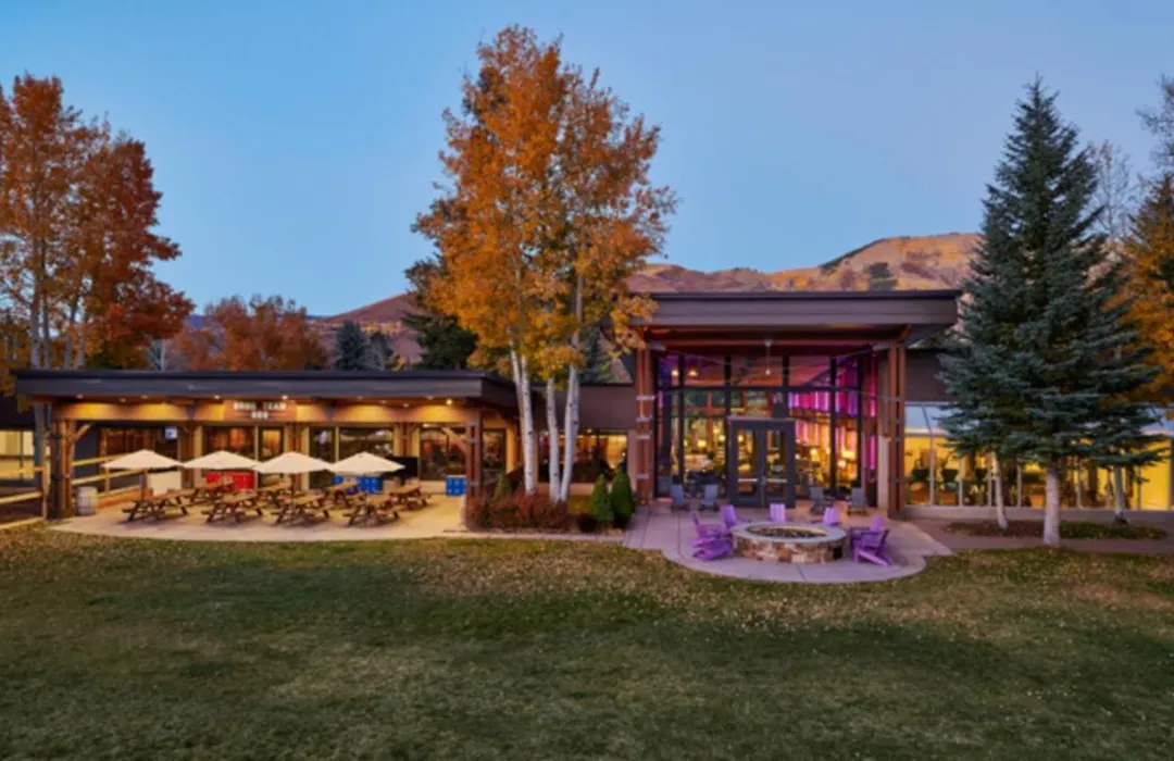 The Inn At Aspen-1