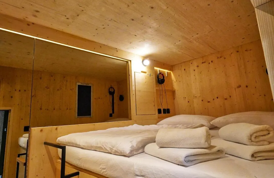 Ljubljana Capsule Hostel-1