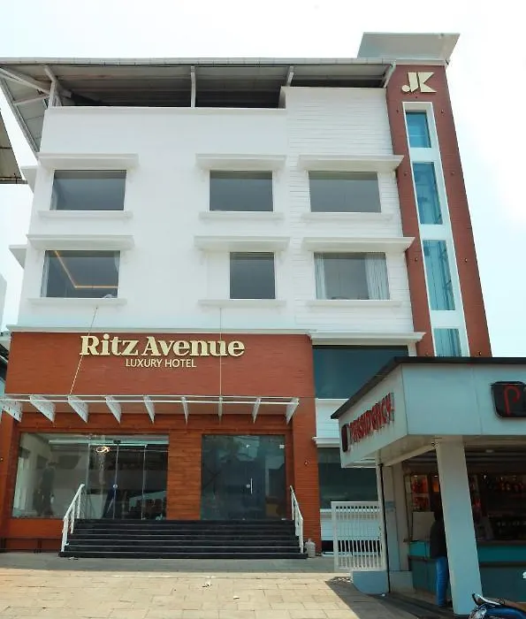 Ritz Avenue Luxury Hotel-1
