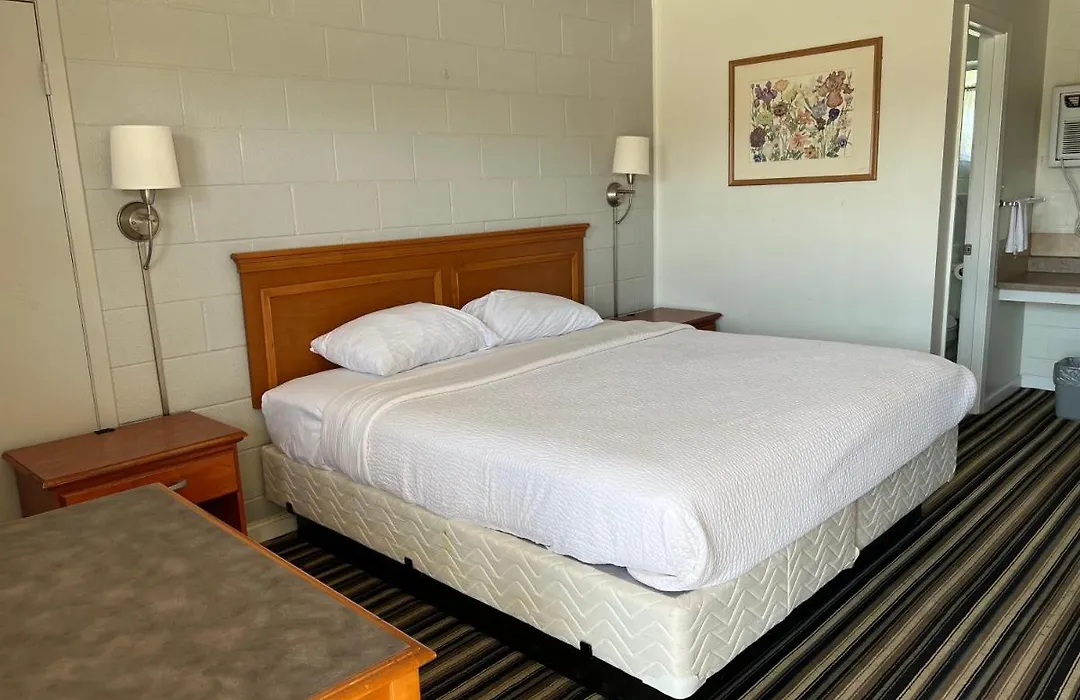 Ballinger Inn-1
