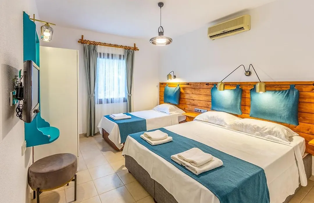 Avlu Otel Palamutbükü-1