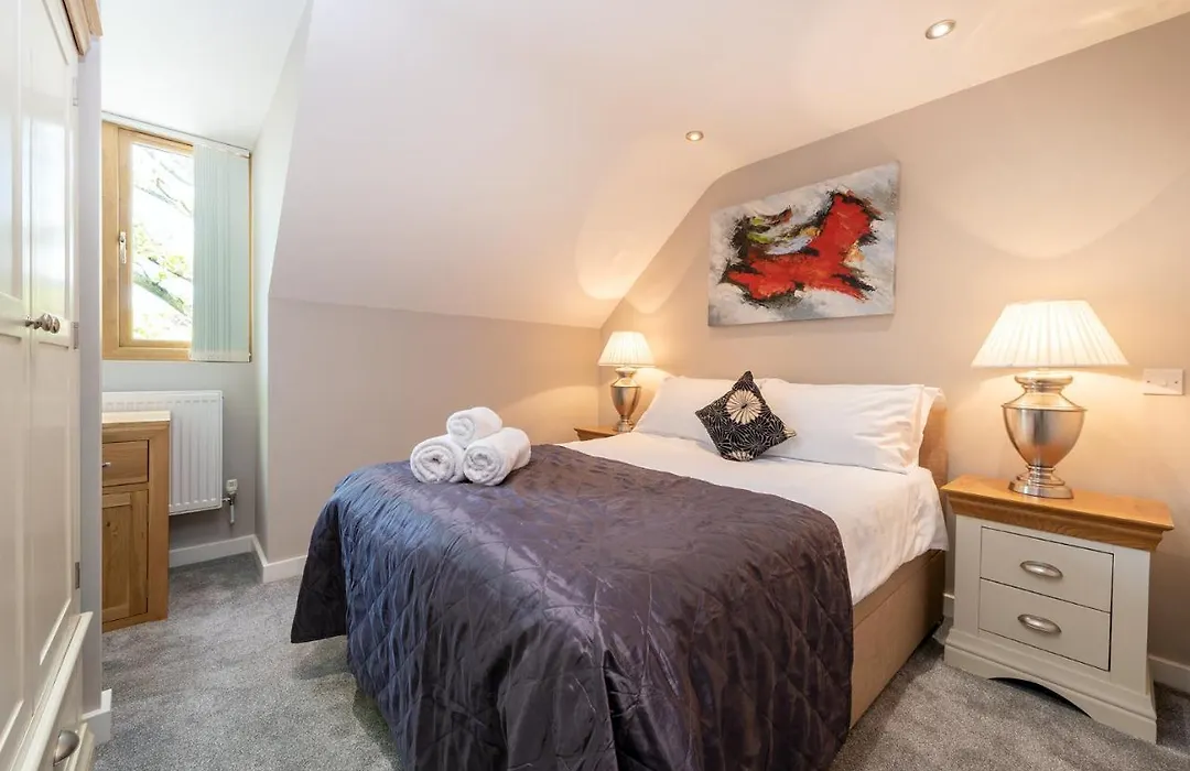 Hamble Retreat House, Studios And Lodge-1