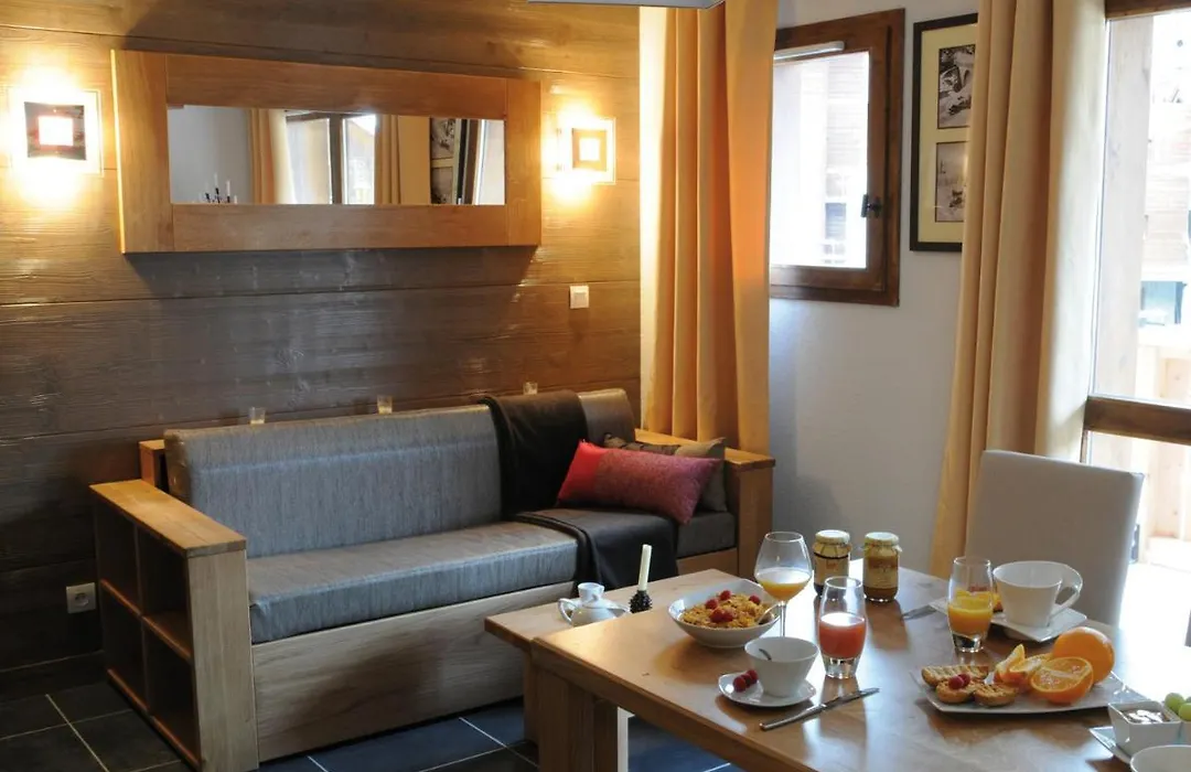 Lagrange Vacances Les Chalets Edelweiss-1