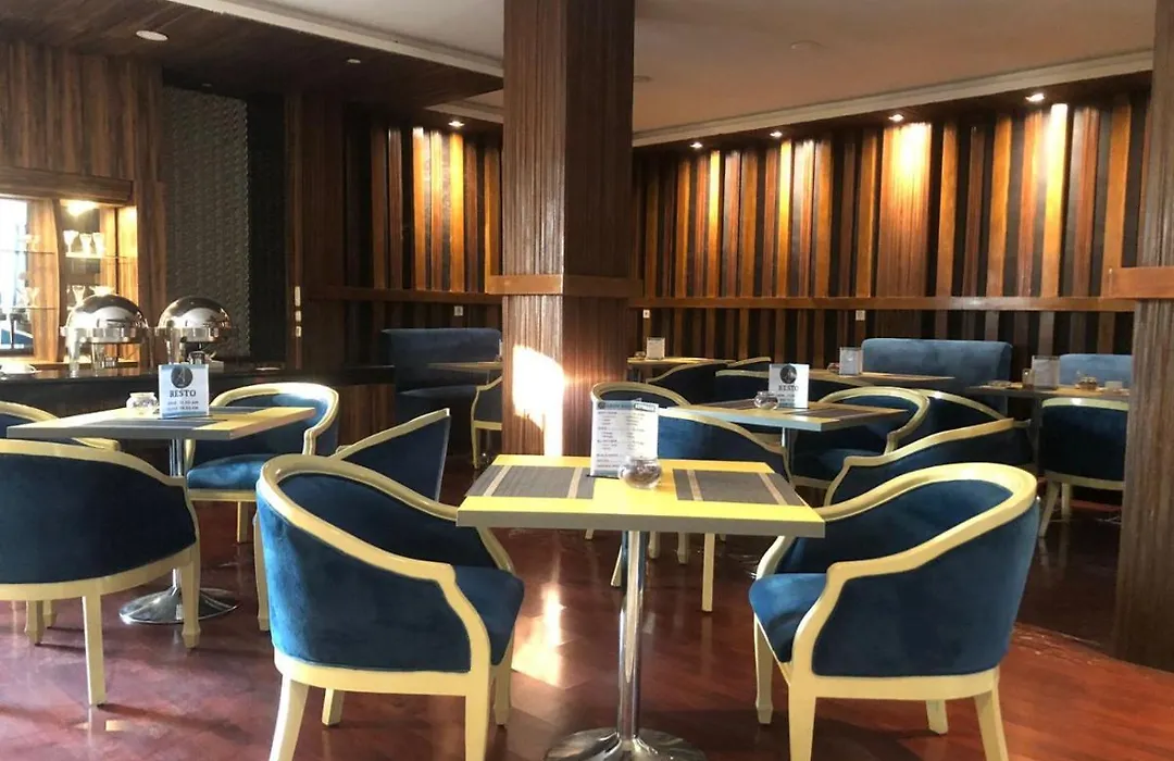 Hotel Aruni Ancol-1
