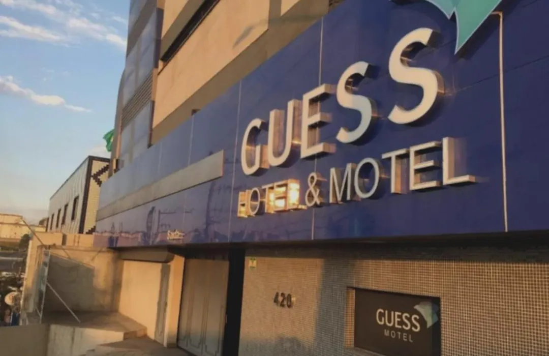 Guess Hotel & Motel-1